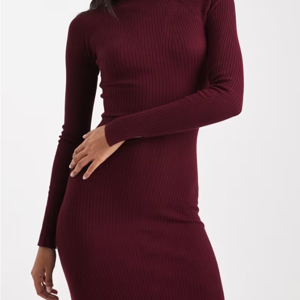 Elegant Burgundy Ribbed Knit Dress